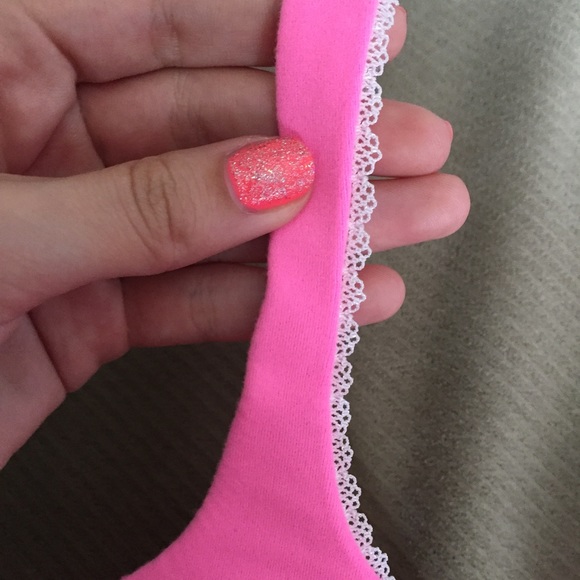 Victoria secrets bra - Picture 4 of 4