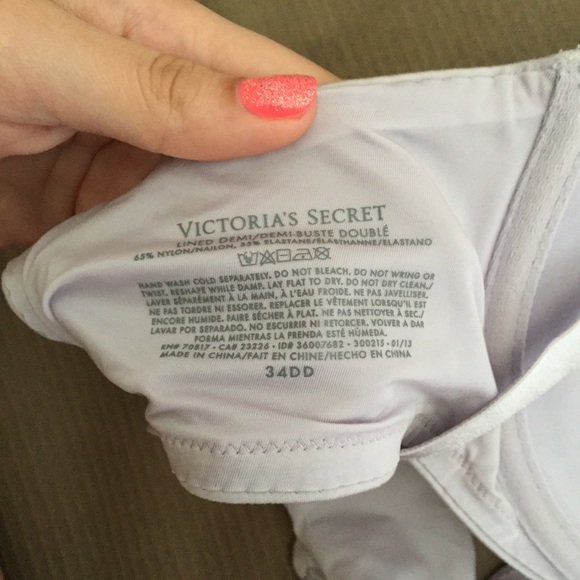 Victoria secrets bra - Picture 3 of 3