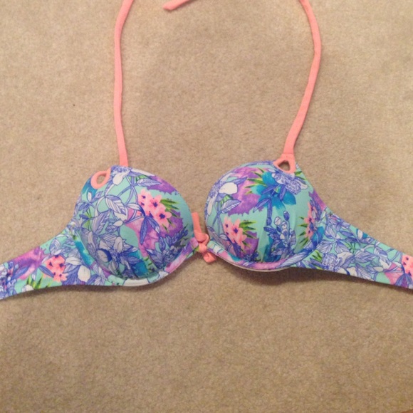 Victoria's Secret add 2 cups bathing suit