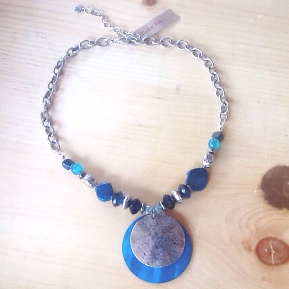 🆕Silvers and Blues 20" Necklace - Picture 4 of 4