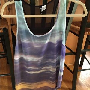 DIVIDED H&M waves shirt