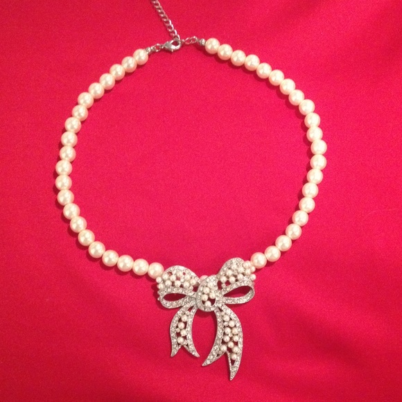 Pearl necklace.