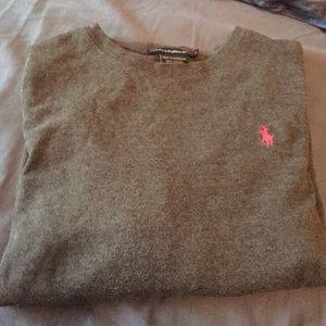 Grey woman's polo with pink horse