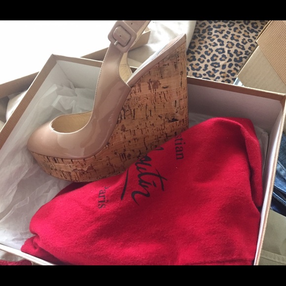 Christian louboutin wedges size 40