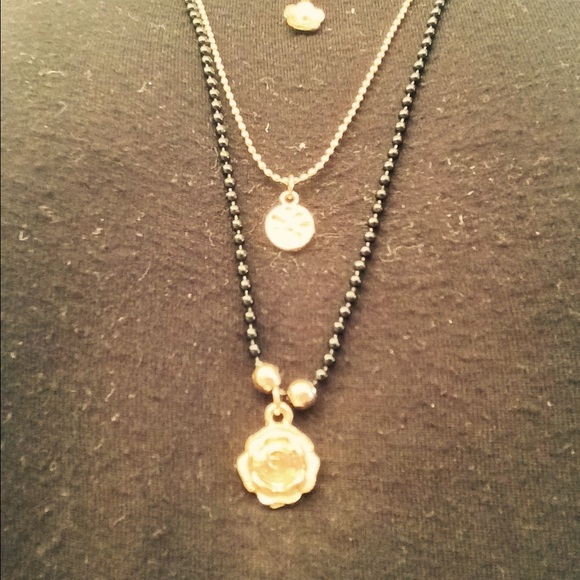 SOLD IN BUNDLE layered necklace black&white