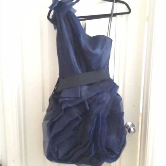 Vera Wang bridesmaid party dress