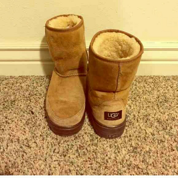 Size 5 weather uggs