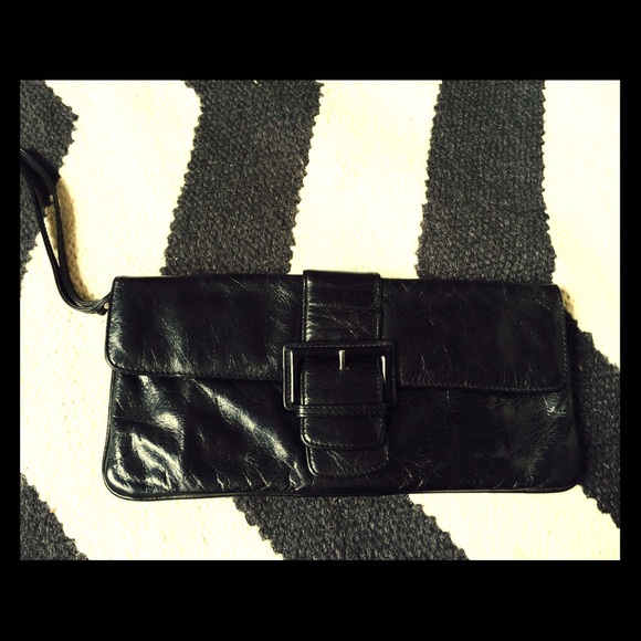 Gorgeous vintage Hobo clutch 😍