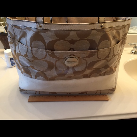 Coach Large Multipurpose / Diaper bag. - Picture 1 of 4