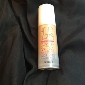 Benefit oxygen wow foundation