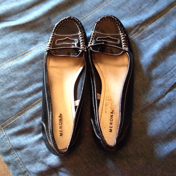 Black flats