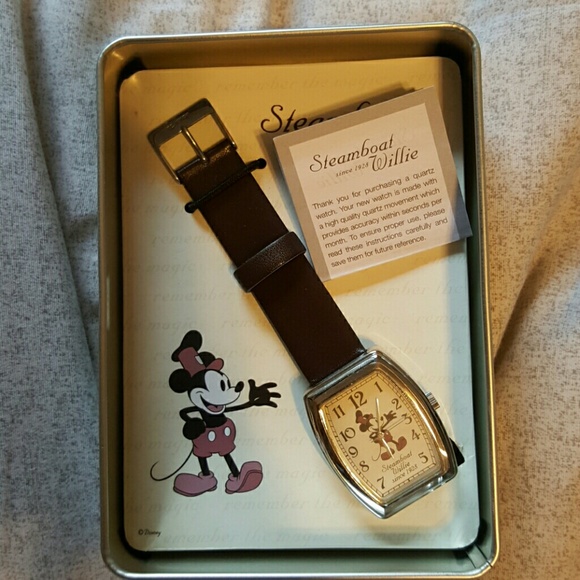 Watch - Picture 2 of 4