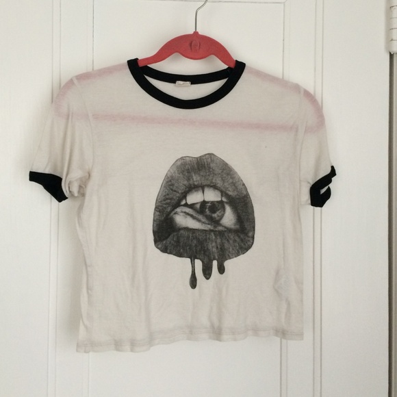 Brandy Melville crop top