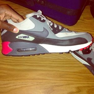 only worn a few times.