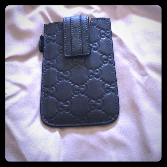 Accessories - Gucci iphone 4 case 100% Authentic!