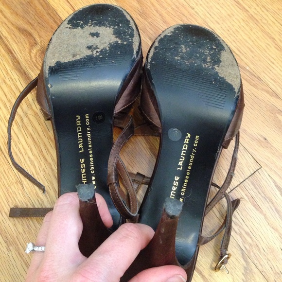 Chinese Laundry Brown Heels - Picture 3 of 4