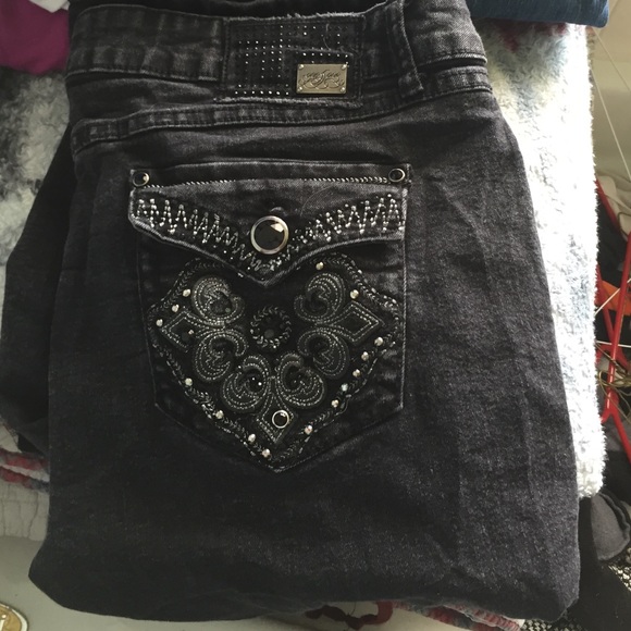 Black capris with rime stones