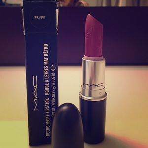 MAC Riri Boy lipstick