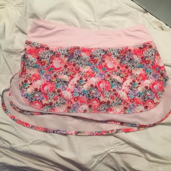Lululemon Floral Skirt