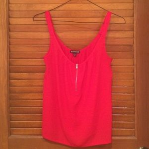 Red express tank top with zipper