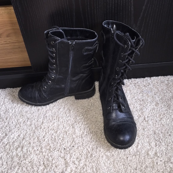 Tillys combat boots