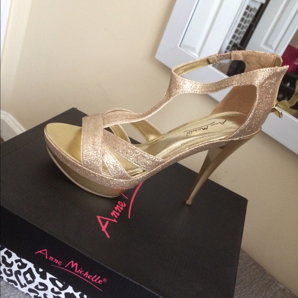 Anne Michelle Gold Glitter Heels