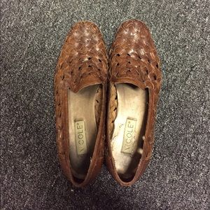 Nicole Miller brown loafers