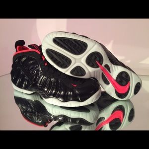 Nike air foamposite yeezy
