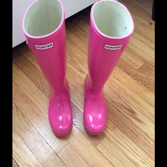 💦☔️Hunter! Pink original gloss tall. 💦☔️