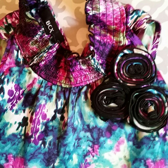 Gorgeous floral silky blouse - Picture 2 of 4