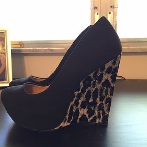 Black wedges with black/white leopard print wedge