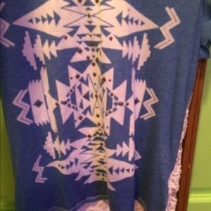 Nice shirt. Worn about twice.