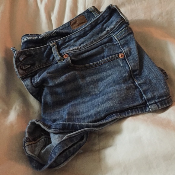American Eagle denim shorts sz 10