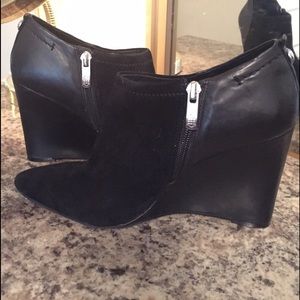 Vince Camuto bootie