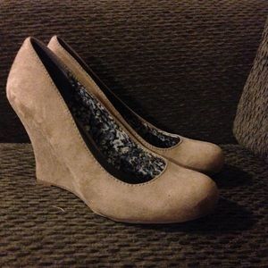 New tan suede wedges