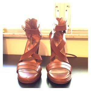 Natural Brown heels. Perfect for spring/summer