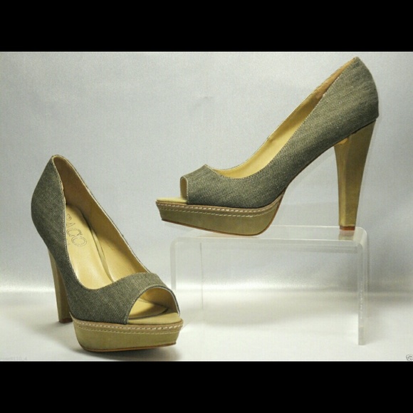 Paco Gil size 12 shoes