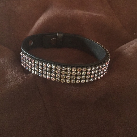 Crystal leather bracelet
