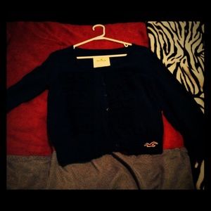 Hollister NEW Dark Blue Large Cartagian
