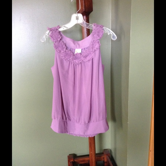 Bundled summer tops!
