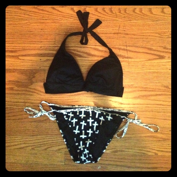 Cross bathing suit.