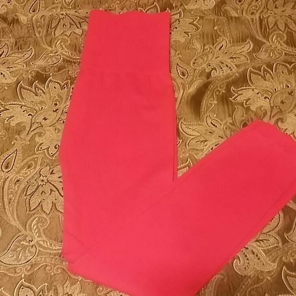 **(SOLD)****Fushia Pink Bebe Stretchy Tights