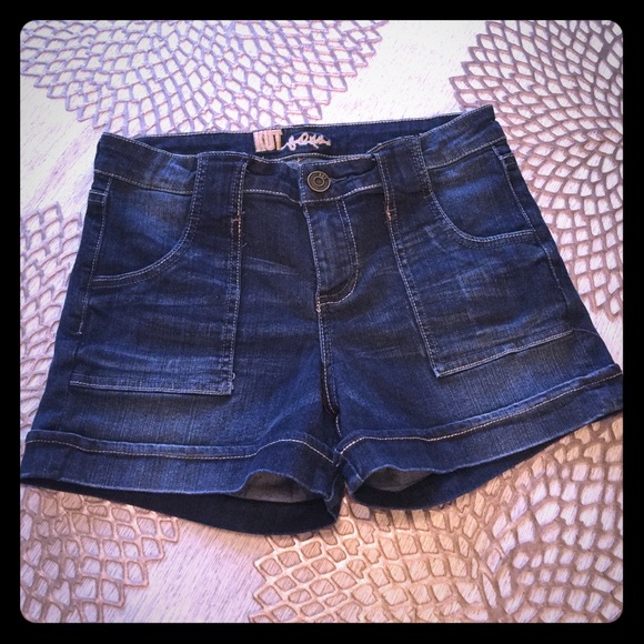 KUT jean shorts size 6 w/3.5" inseam