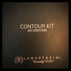 Anastasia Beverly Hill Contour Kit