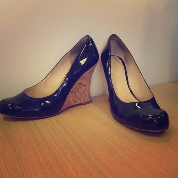 Nine West patent leather cork wedge