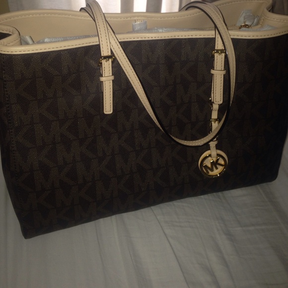 Michael Kors Jet Set Tote