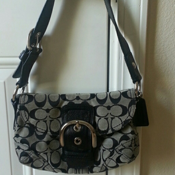 Coach Bag - Picture 1 of 4