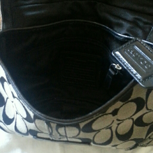 Coach Bag - Picture 4 of 4