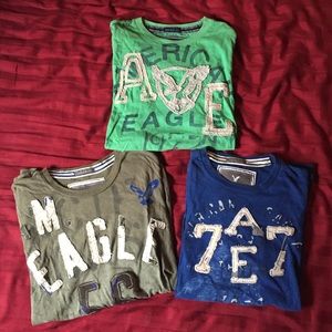 *Bundle* Men's AE T-shirts (Large)