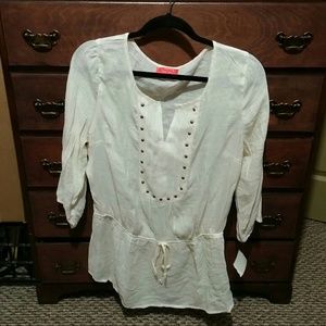 New with tags hippie shirt.